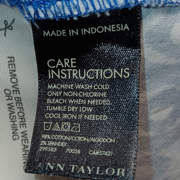 Ann Taylor Womens Carnegie Crop Pants Blue Geometric Mid Rise Skinny Size 8 - Picture 3 of 6